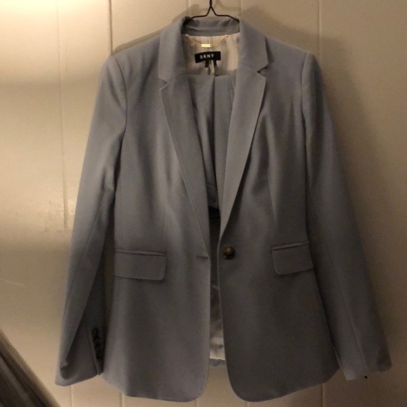 DKNY suit - Picture 2 of 5